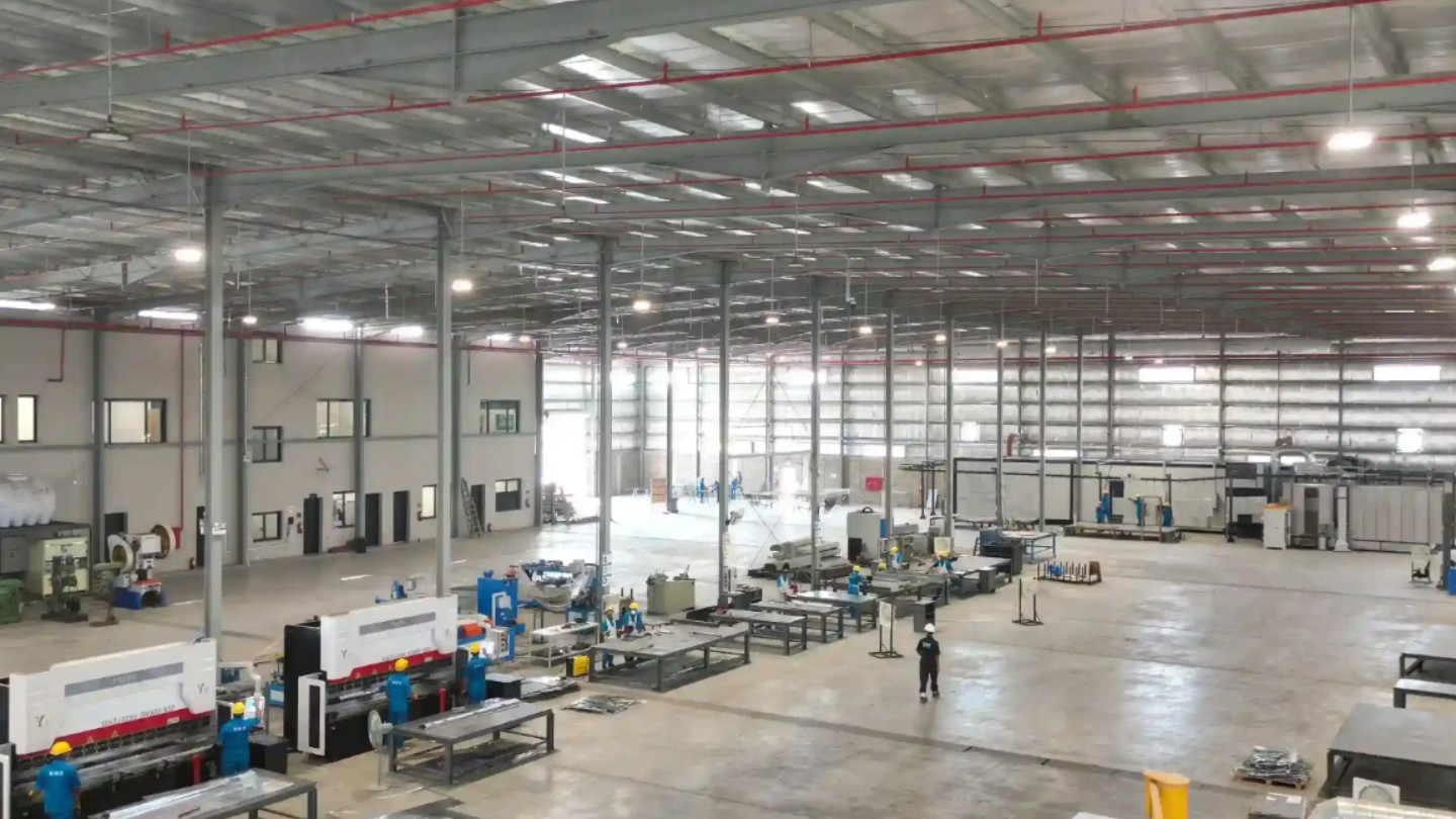 Weather Resistance in Metal Doors: Protection Against Harsh Climates